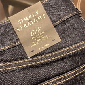 Limited Simply Straight 678 Jeans
